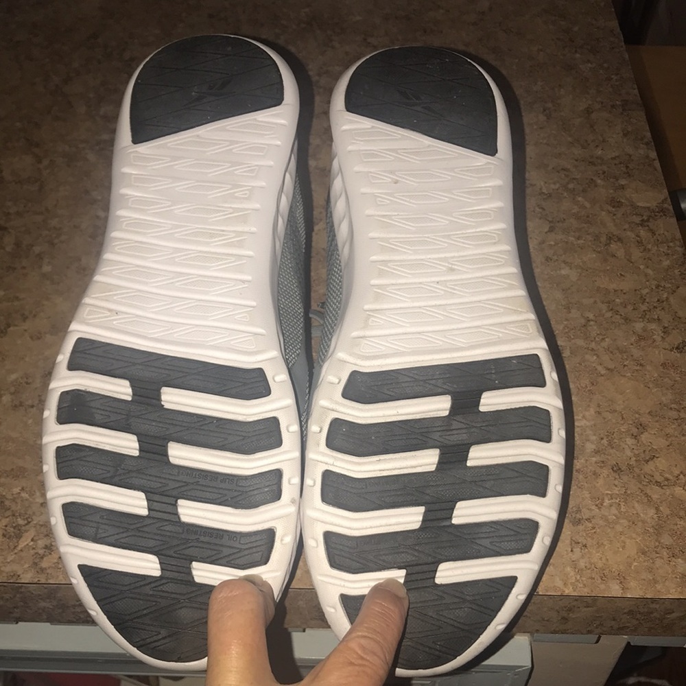 Men’s Reebok Steel-Toed Work Shoes - Picture 8 of 10